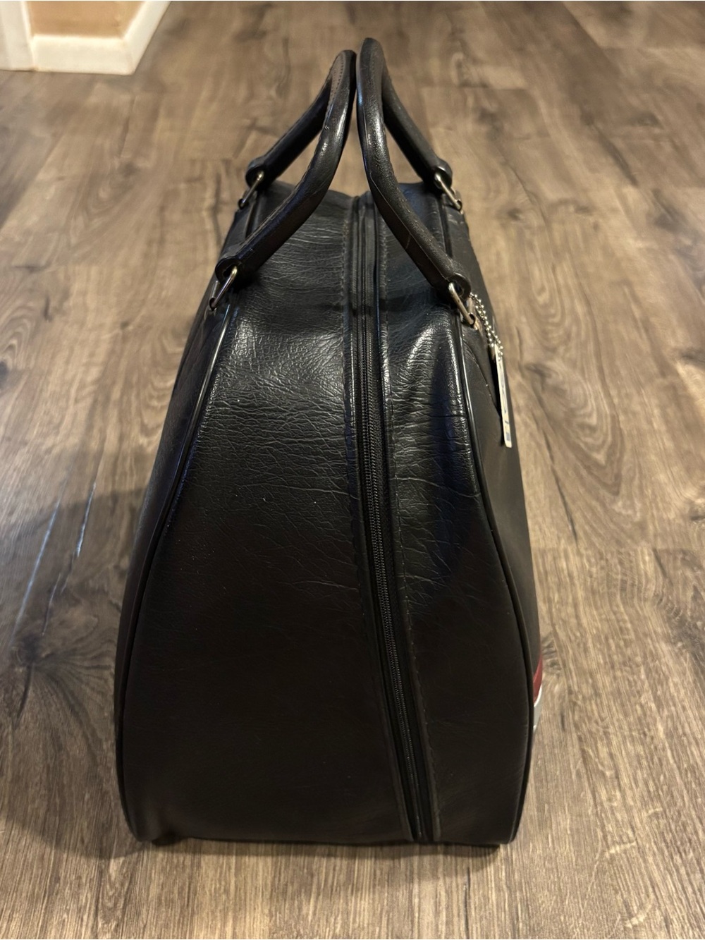 Vintage Brunswick Bowling Ball Bag Black Tri Color Red Gray Stripes Wire Frame - Picture 2 of 10
